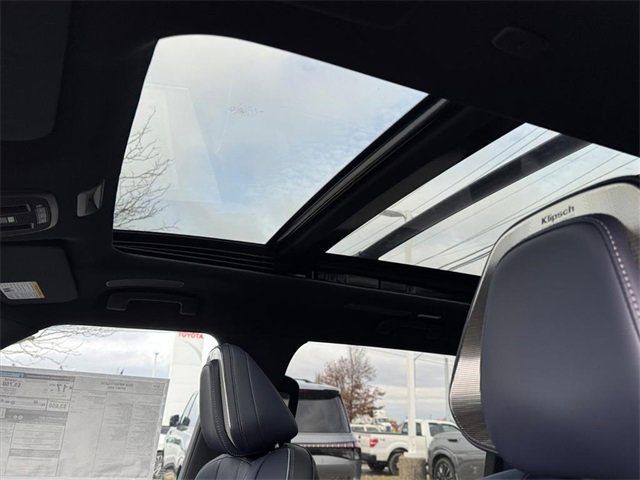 New 2026 INFINITI QX80 4WD w/ Sport Exterior Package image 15