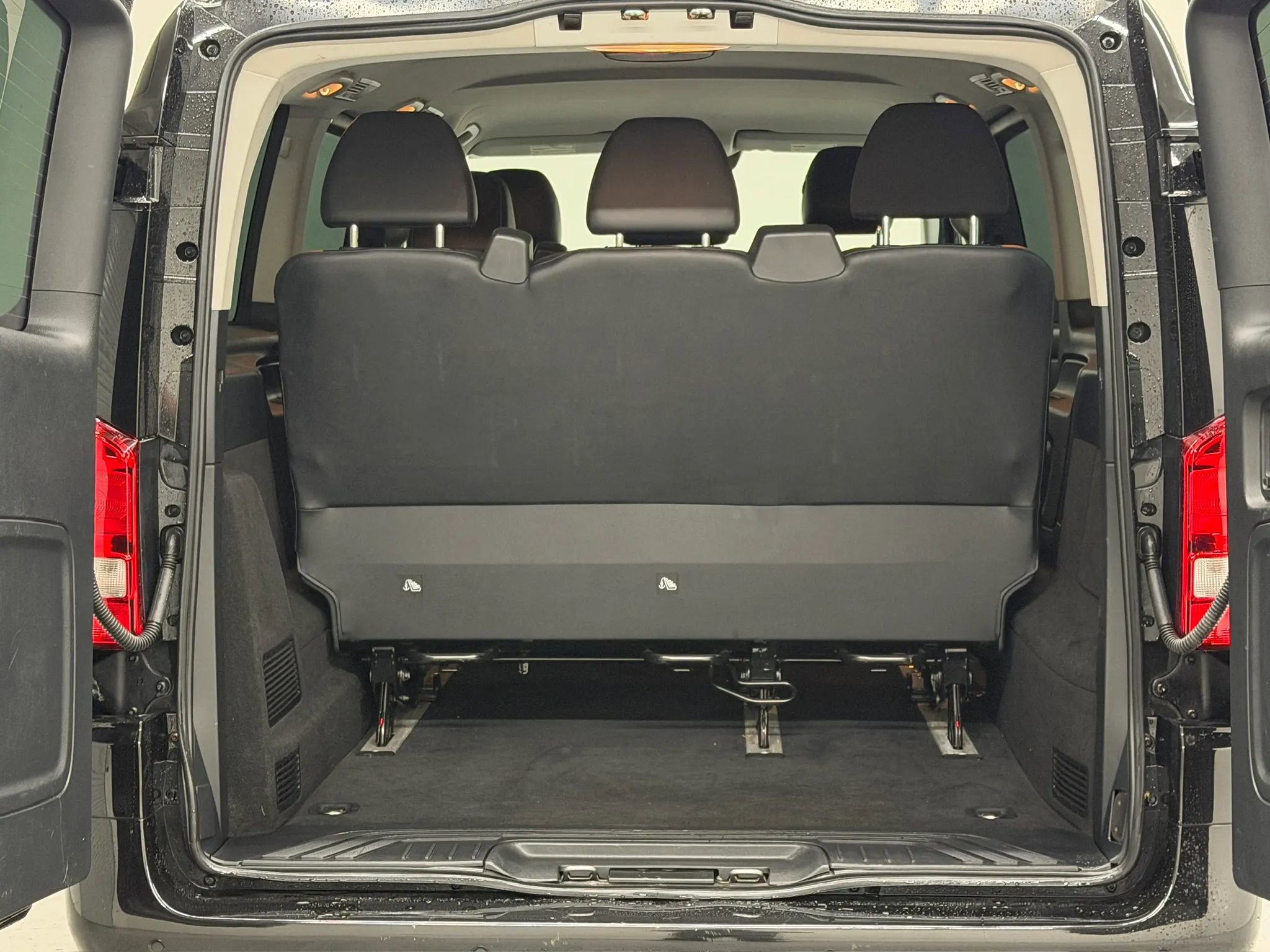 Used 2016 Mercedes-Benz Metris Passenger image 38