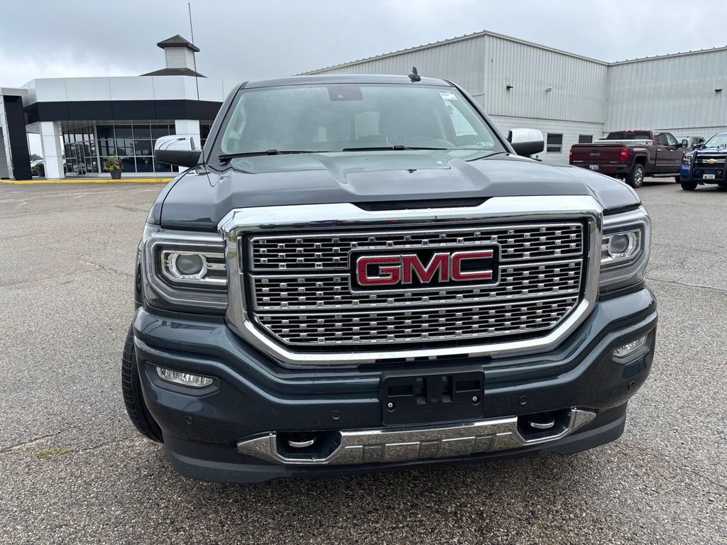 Used 2017 GMC Sierra 1500 Denali w/ Denali Ultimate Package AWD/4WD image 10