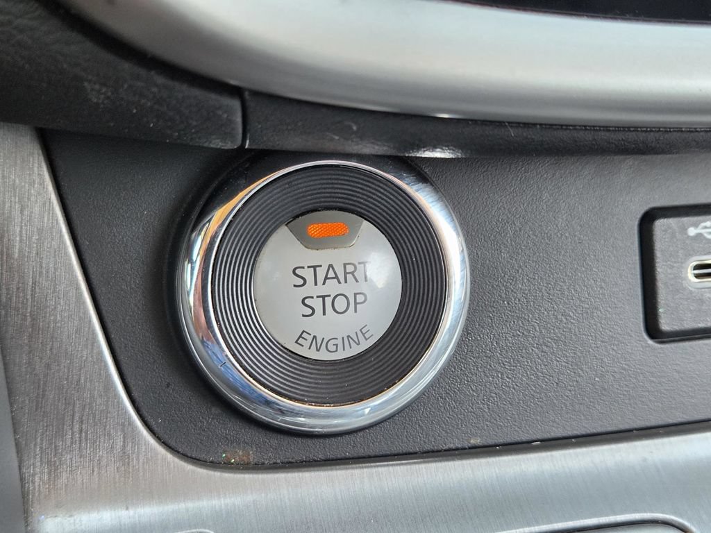 Used 2019 Nissan Murano SL w/ SL Technology Package FWD image 33