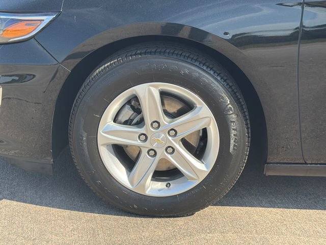 Used 2023 Chevrolet Malibu LS image 11
