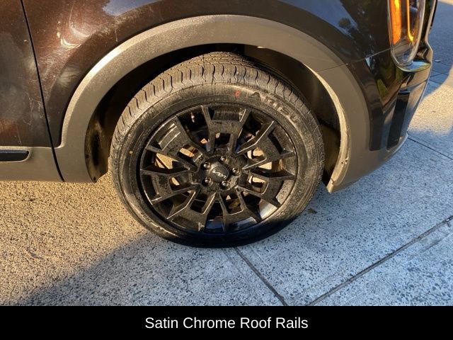 Used 2022 Kia Telluride EX w/ EX Premium Package image 14