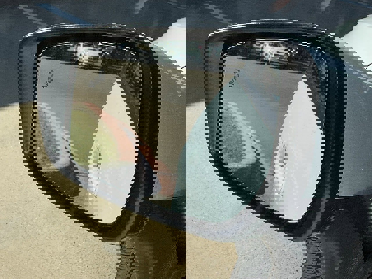 New 2025 Nissan Versa SV w/ Trunk Package image 7