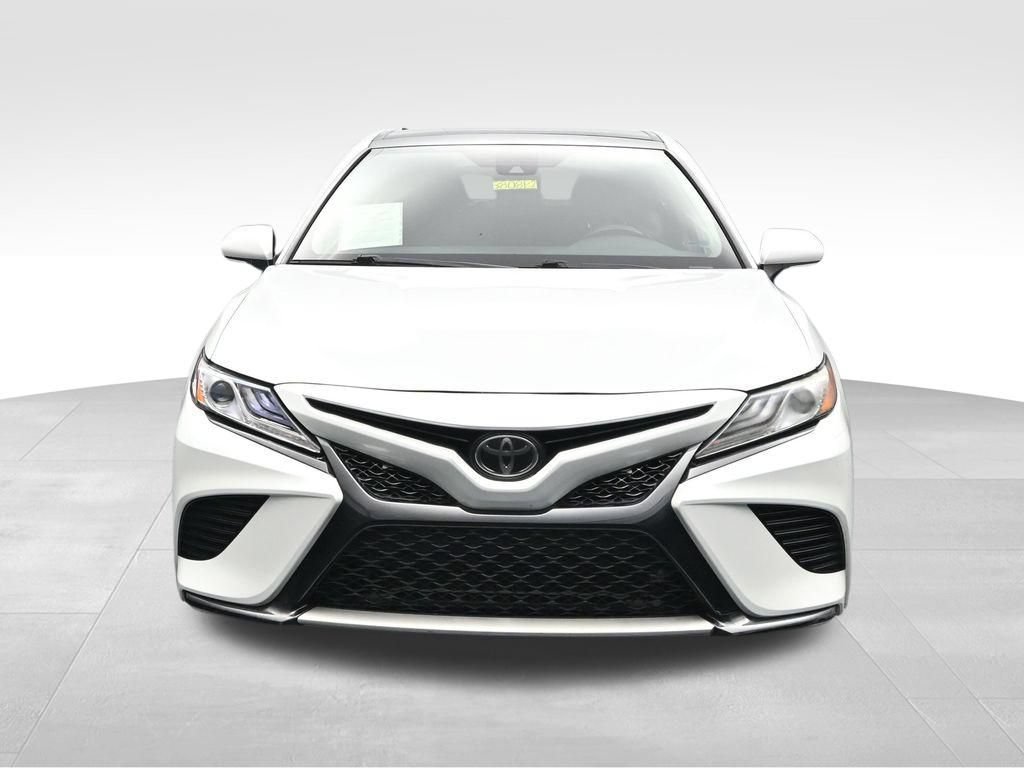 Used 2019 Toyota Camry XSE w/ Navigation Package FWD image 8