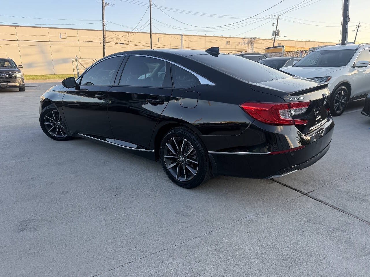 Used 2021 Honda Accord EX-L image 3