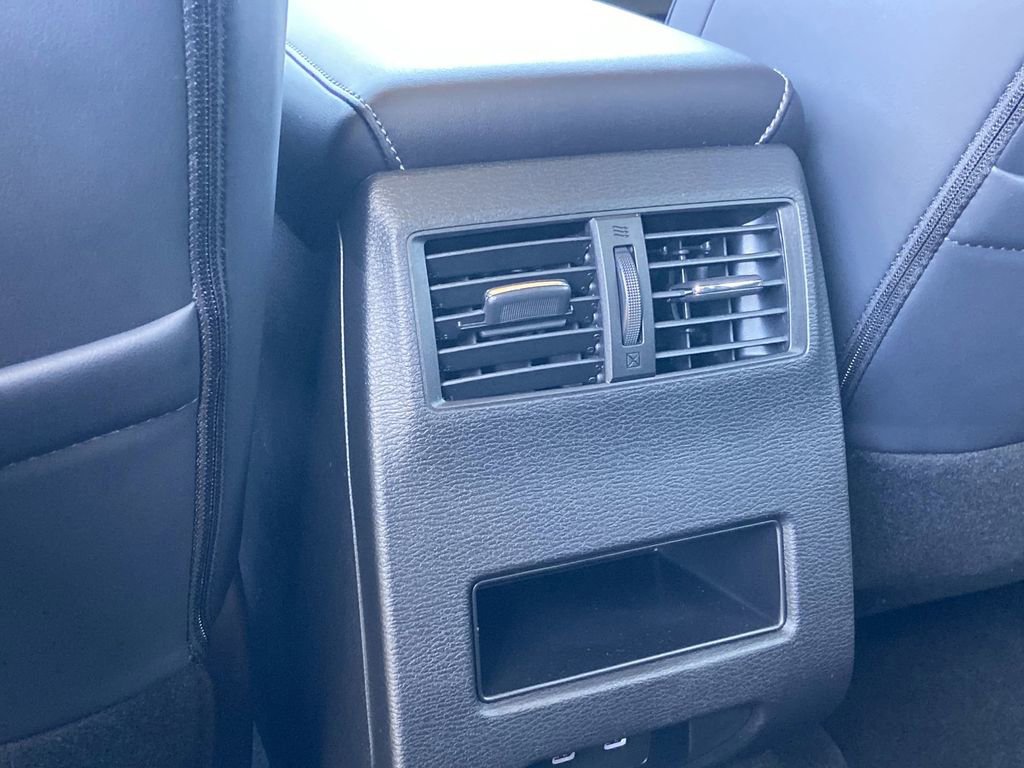 New 2026 Mitsubishi Outlander SE AWD/4WD image 17