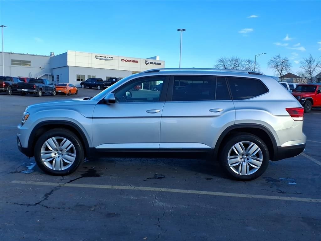 Used 2019 Volkswagen Atlas SEL image 2