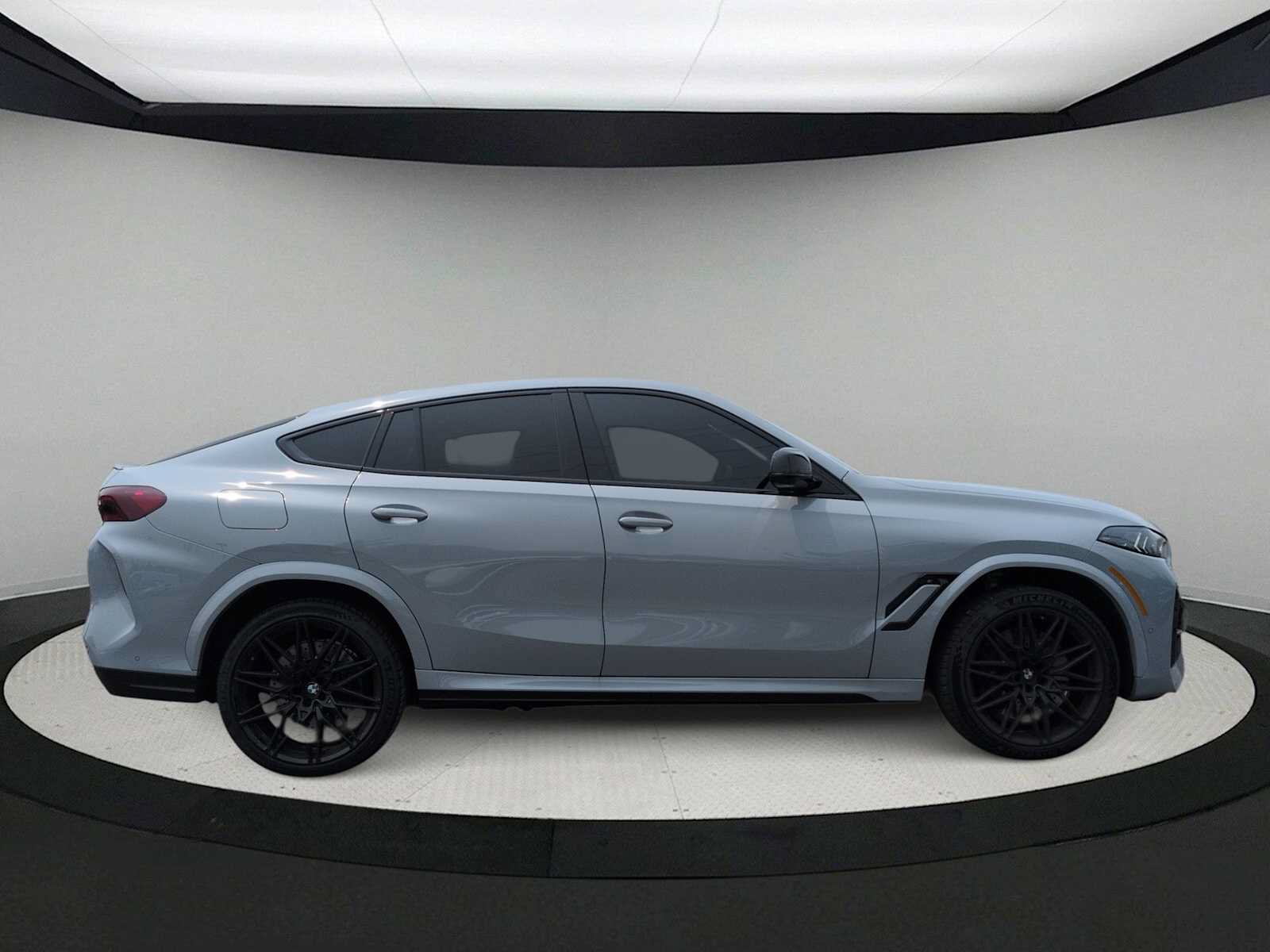 Used 2025 BMW X6 M Competition w/ Executive Package AWD/4WD image 9