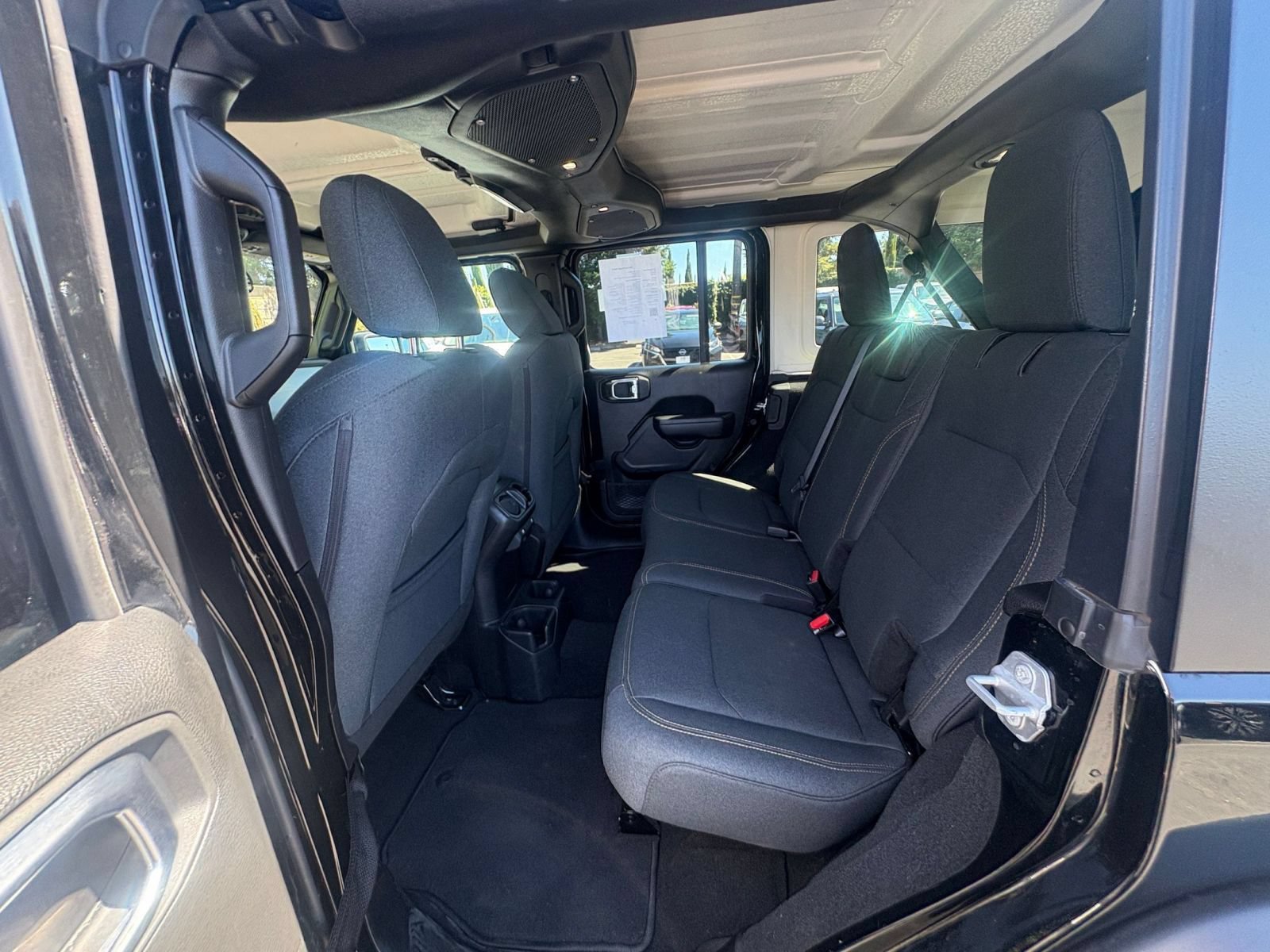 Used 2025 Jeep Wrangler Unlimited Sport AWD/4WD image 20
