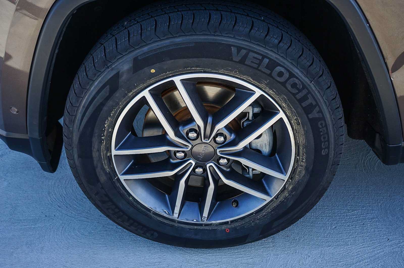 Used 2021 Jeep Grand Cherokee Limited AWD/4WD image 11
