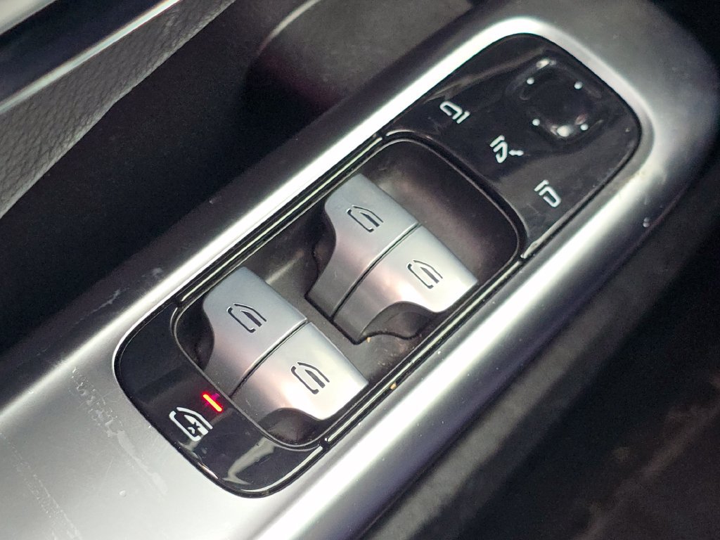 Certified 2025 Mercedes-Benz C 300 4MATIC Sedan image 26