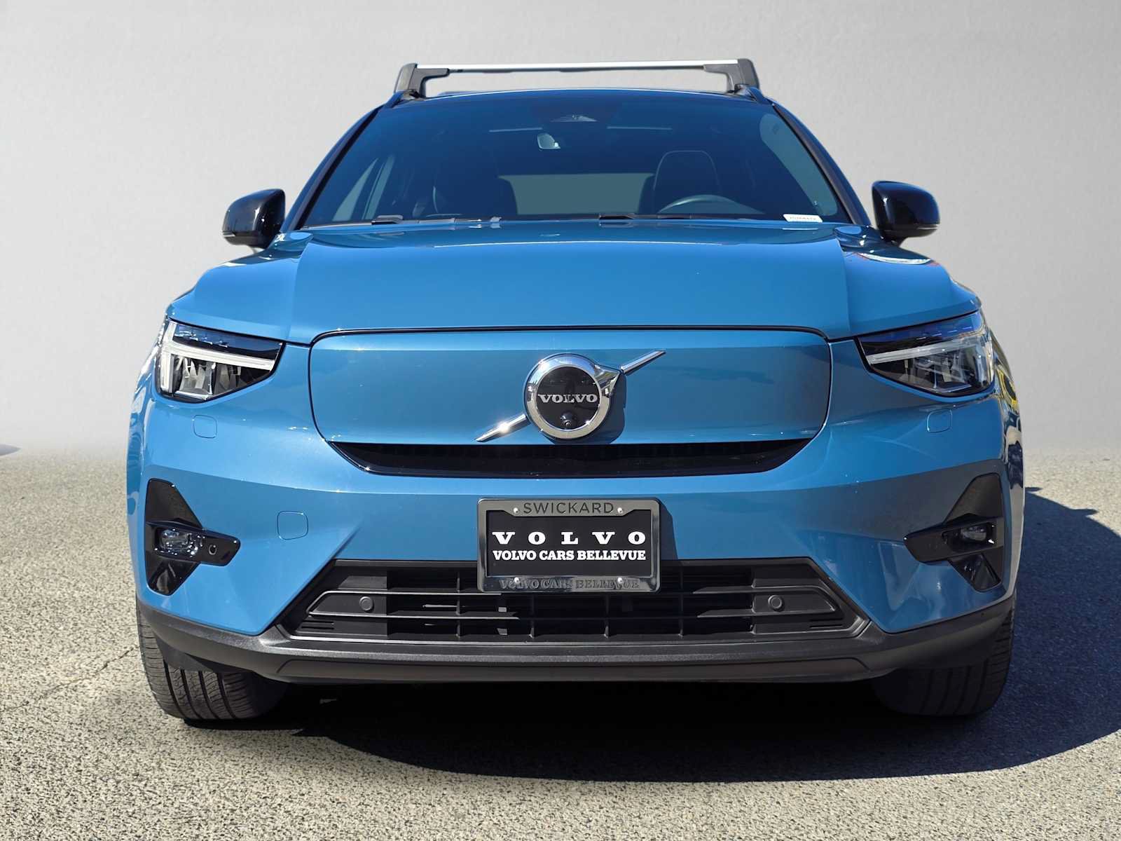 Certified 2023 Volvo XC40 Recharge Plus w/ Protection Package Premier AWD/4WD image 9