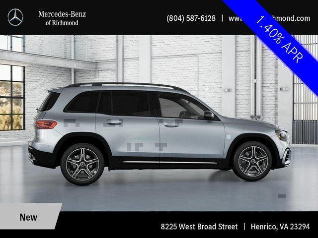 Used 2025 Mercedes-Benz GLB 250 4MATIC image 17