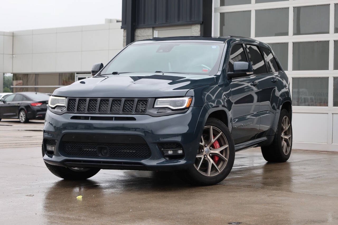 Used 2017 Jeep Grand Cherokee SRT AWD/4WD image 3