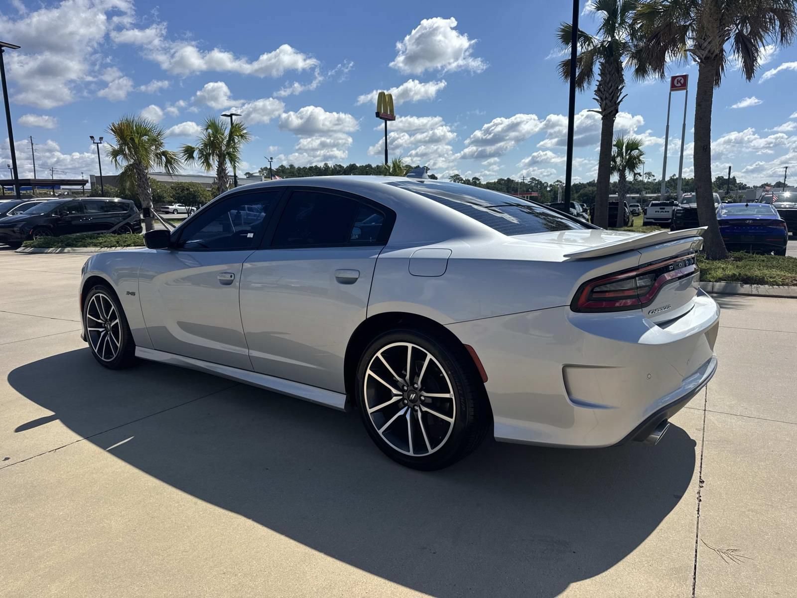 Used 2023 Dodge Charger R/T w/ Cold Weather Package RWD image 5