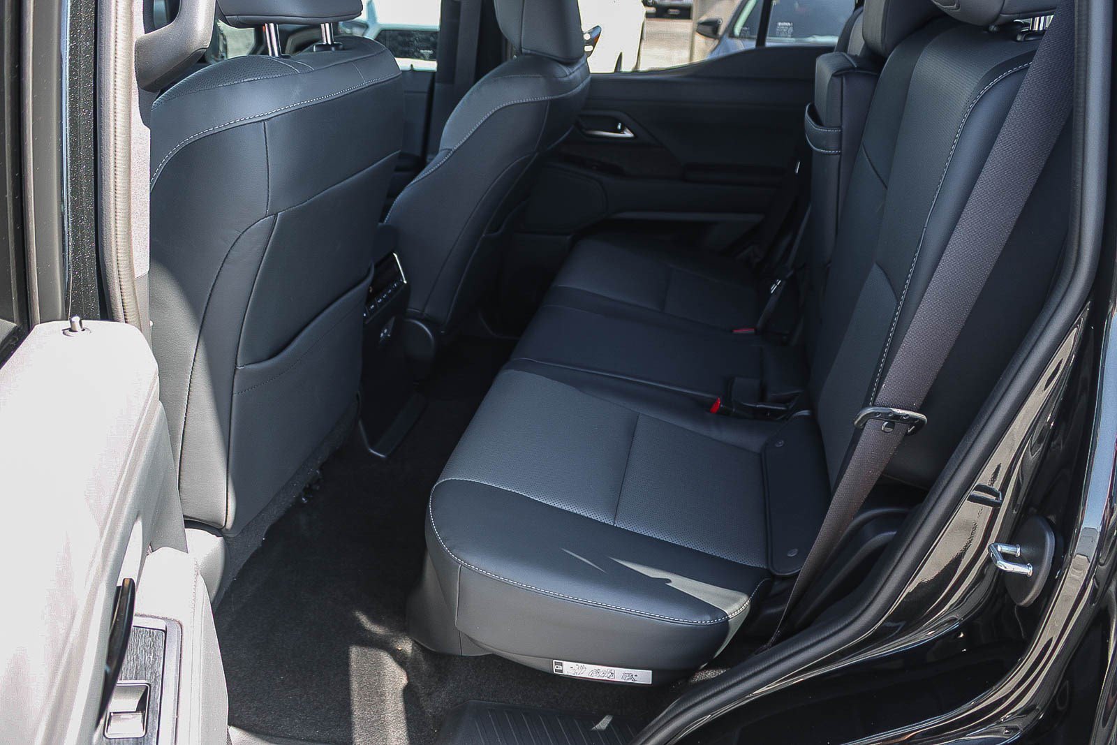 Used 2025 Lexus GX 550 w/ Cold Area Package AWD/4WD image 20