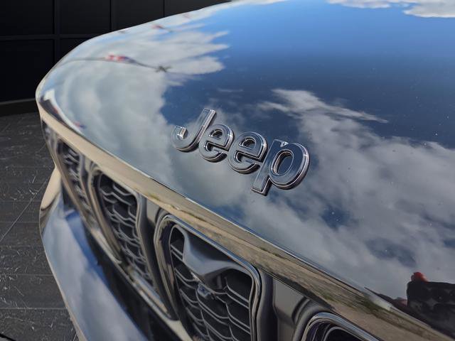 New 2025 Jeep Grand Cherokee L Limited w/ Luxury Tech Group II image 44