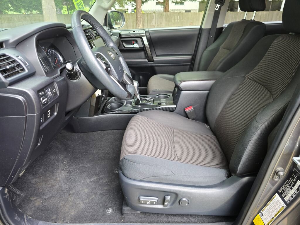 Used 2020 Toyota 4Runner SR5 image 22