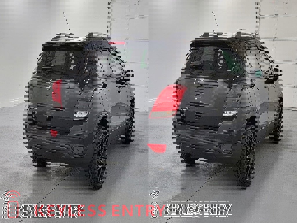 Used 2022 Chevrolet Trax LT w/ Driver Confidence Package image 9