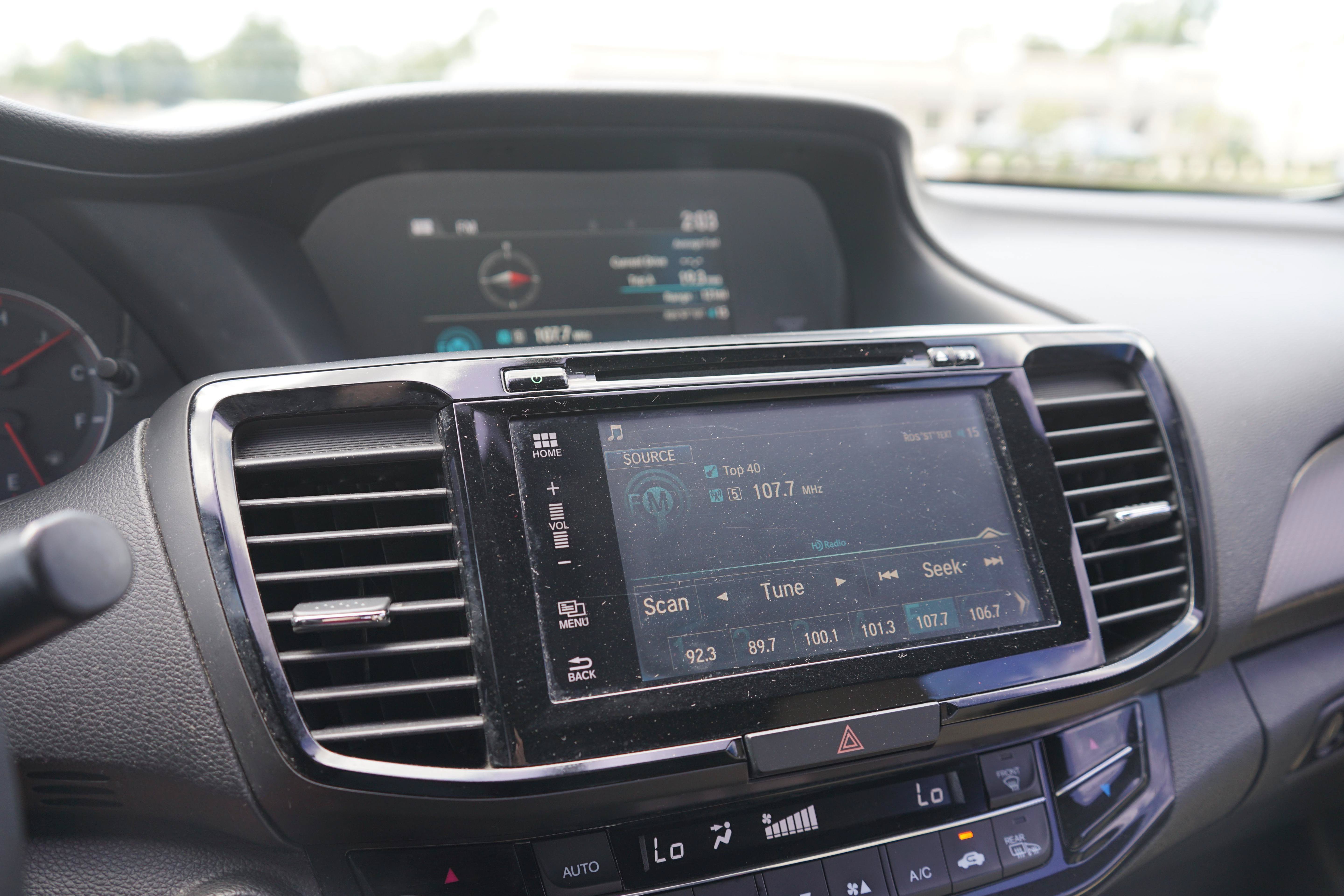 Used 2016 Honda Accord EX-L image 14