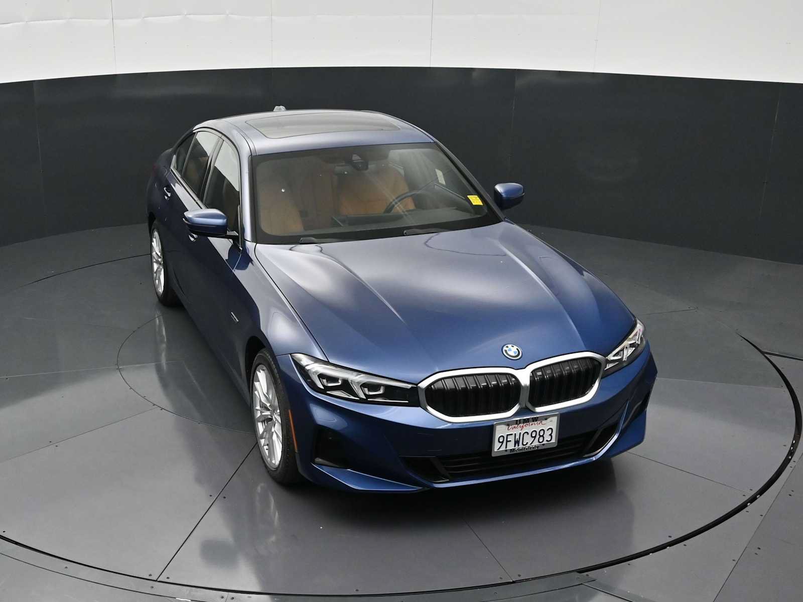 Used 2023 BMW 330e xDrive w/ Driving Assistance Package AWD/4WD image 19