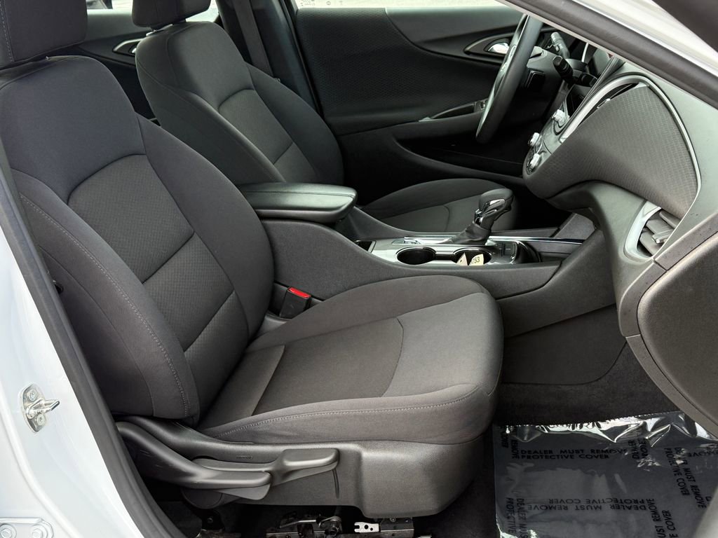 Used 2023 Chevrolet Malibu LT image 11