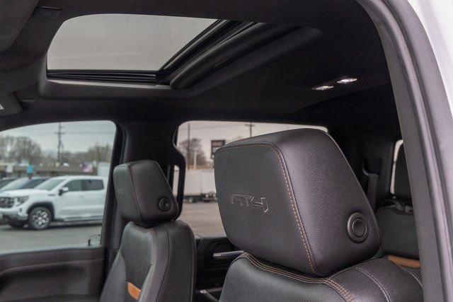 Used 2021 GMC Sierra 3500 AT4 w/ AT4 Preferred Package AWD/4WD image 10