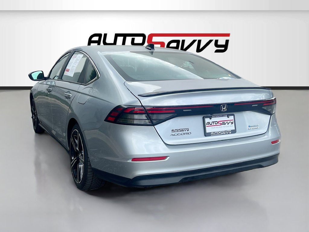 Used 2025 Honda Accord Sport image 5