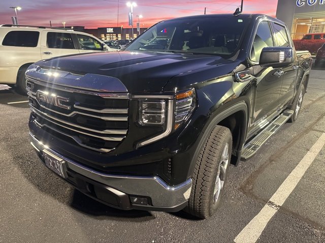 Used 2023 GMC Sierra 1500 SLT w/ SLT Premium Package