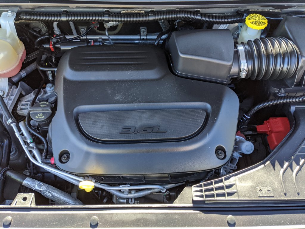 Used 2021 Chrysler Pacifica Touring-L FWD image 22