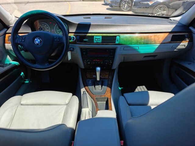 Used 2006 BMW 325i Sedan RWD image 41