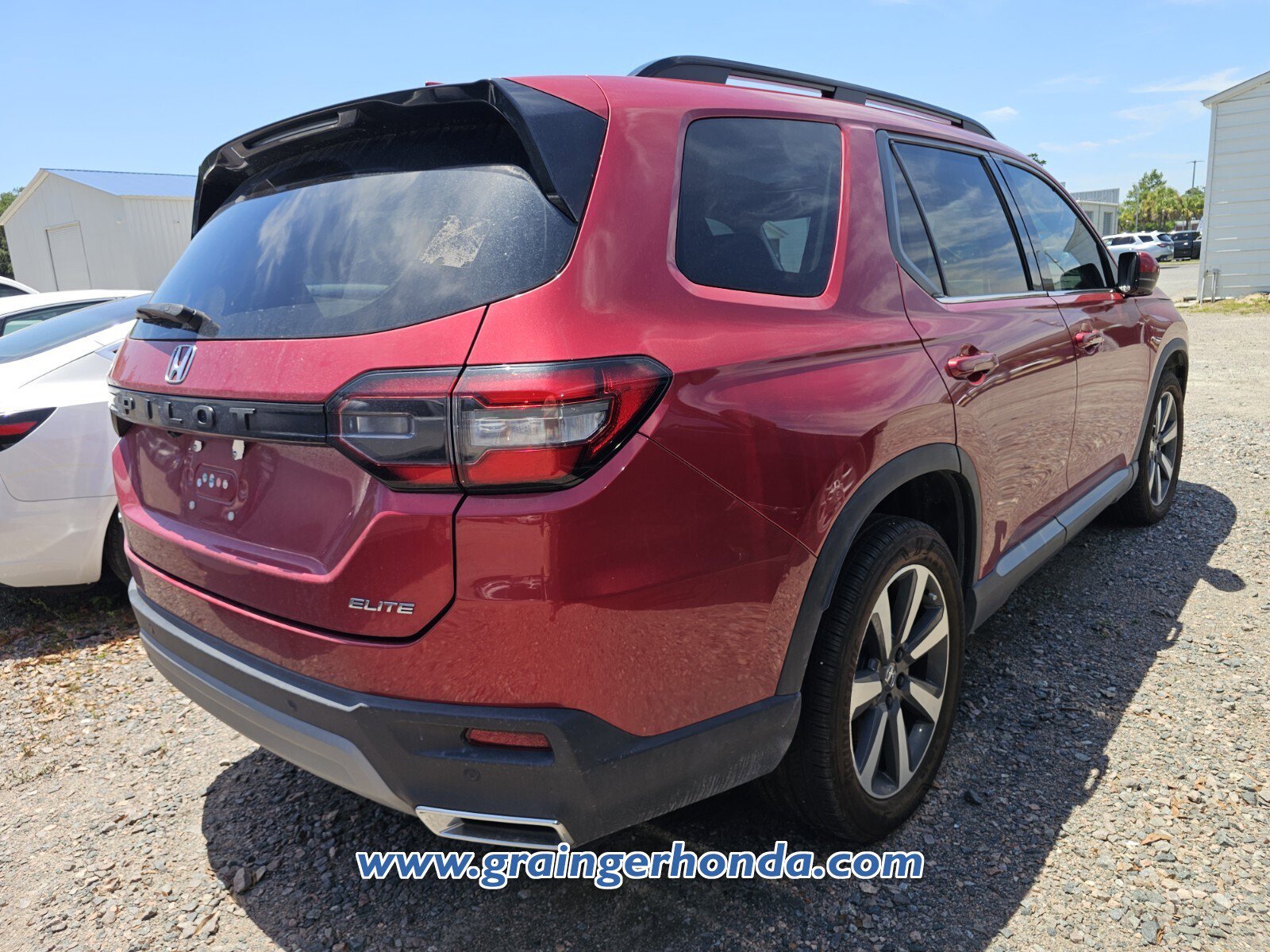 Used 2023 Honda Pilot Elite image 6