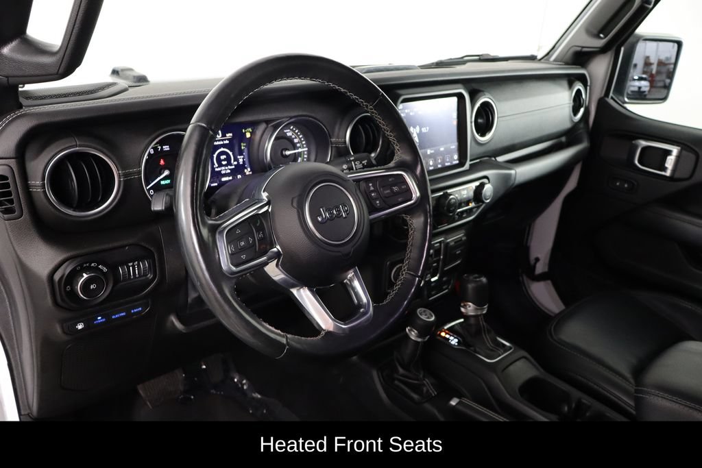 Used 2022 Jeep Wrangler Unlimited Sahara w/ Cold Weather Group AWD/4WD image 24