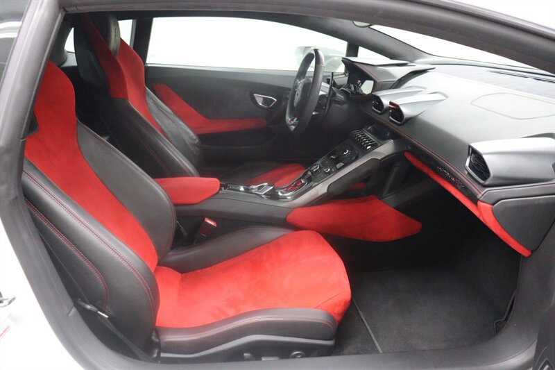 Used 2015 Lamborghini Huracan LP 610-4 AWD/4WD image 20