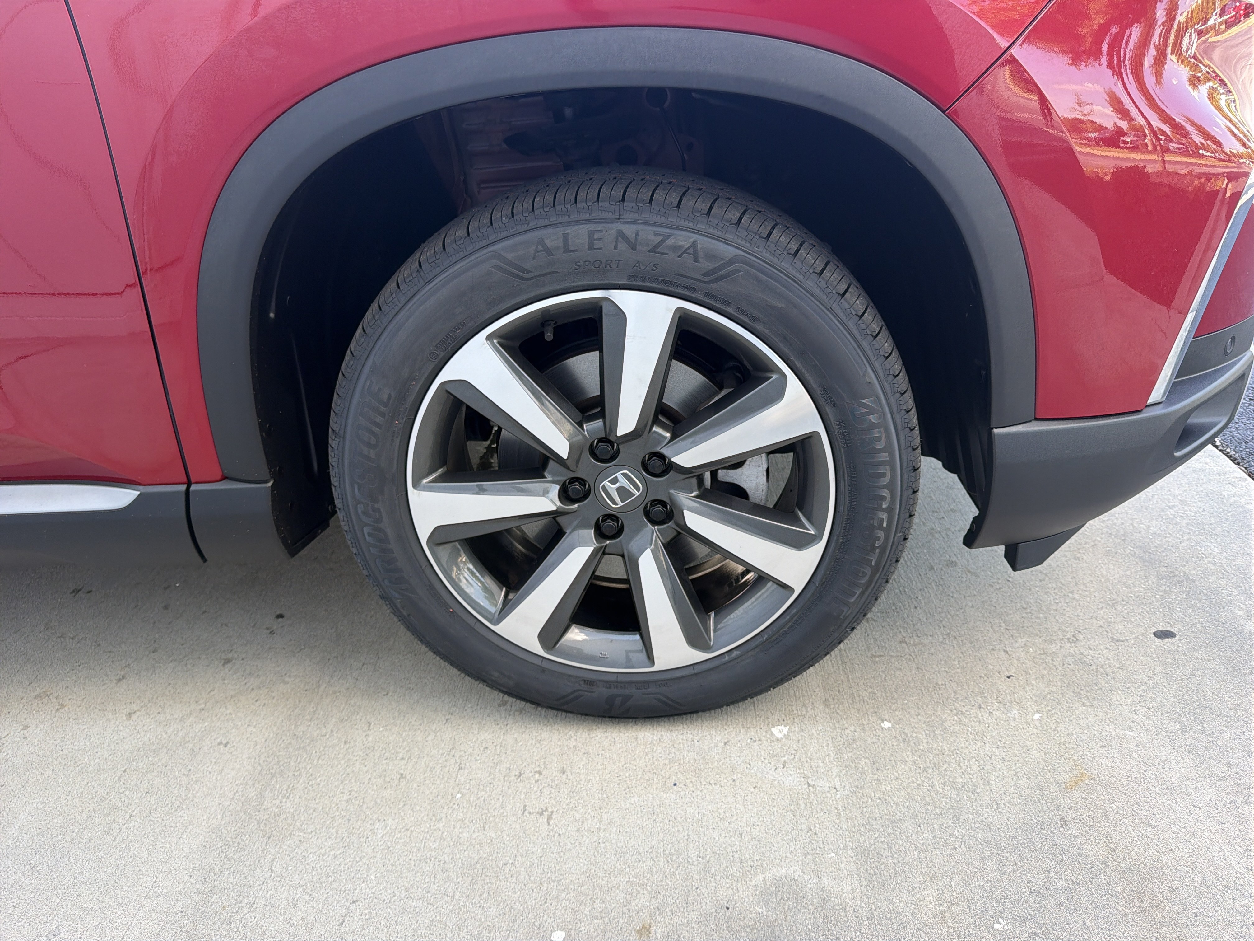 Certified 2024 Honda Pilot Elite image 33