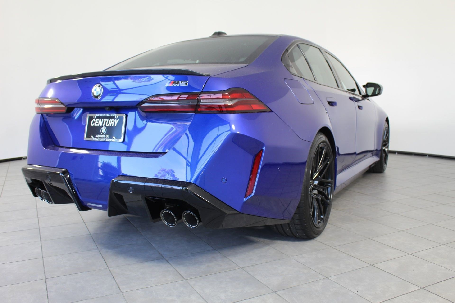 New 2026 BMW M5 w/ Carbon Package image 8