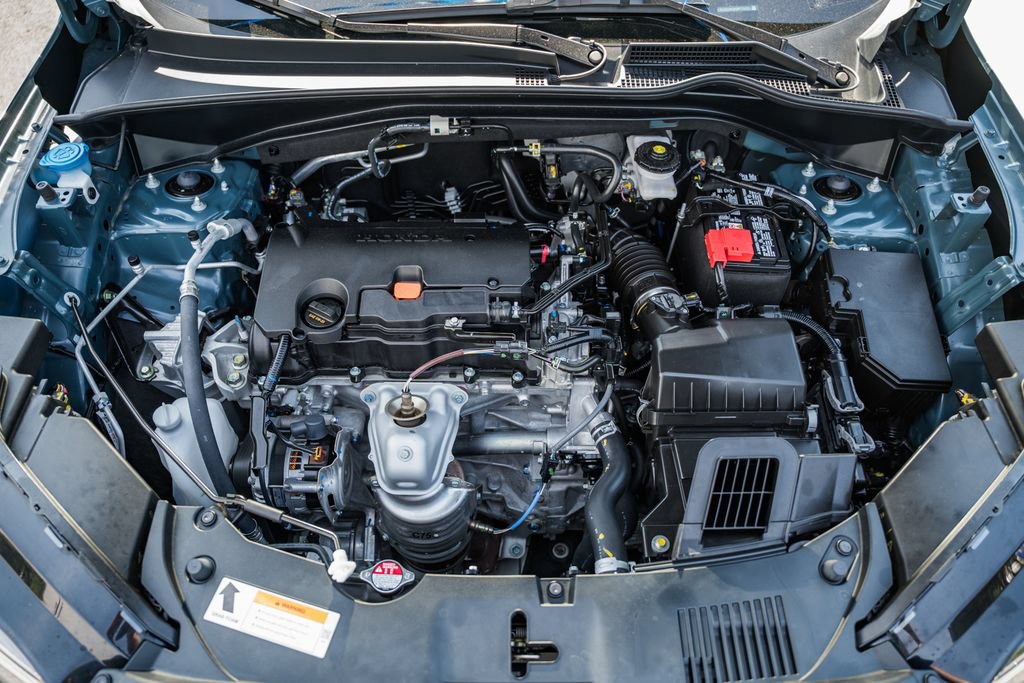 Certified 2025 Honda HR-V Sport image 17