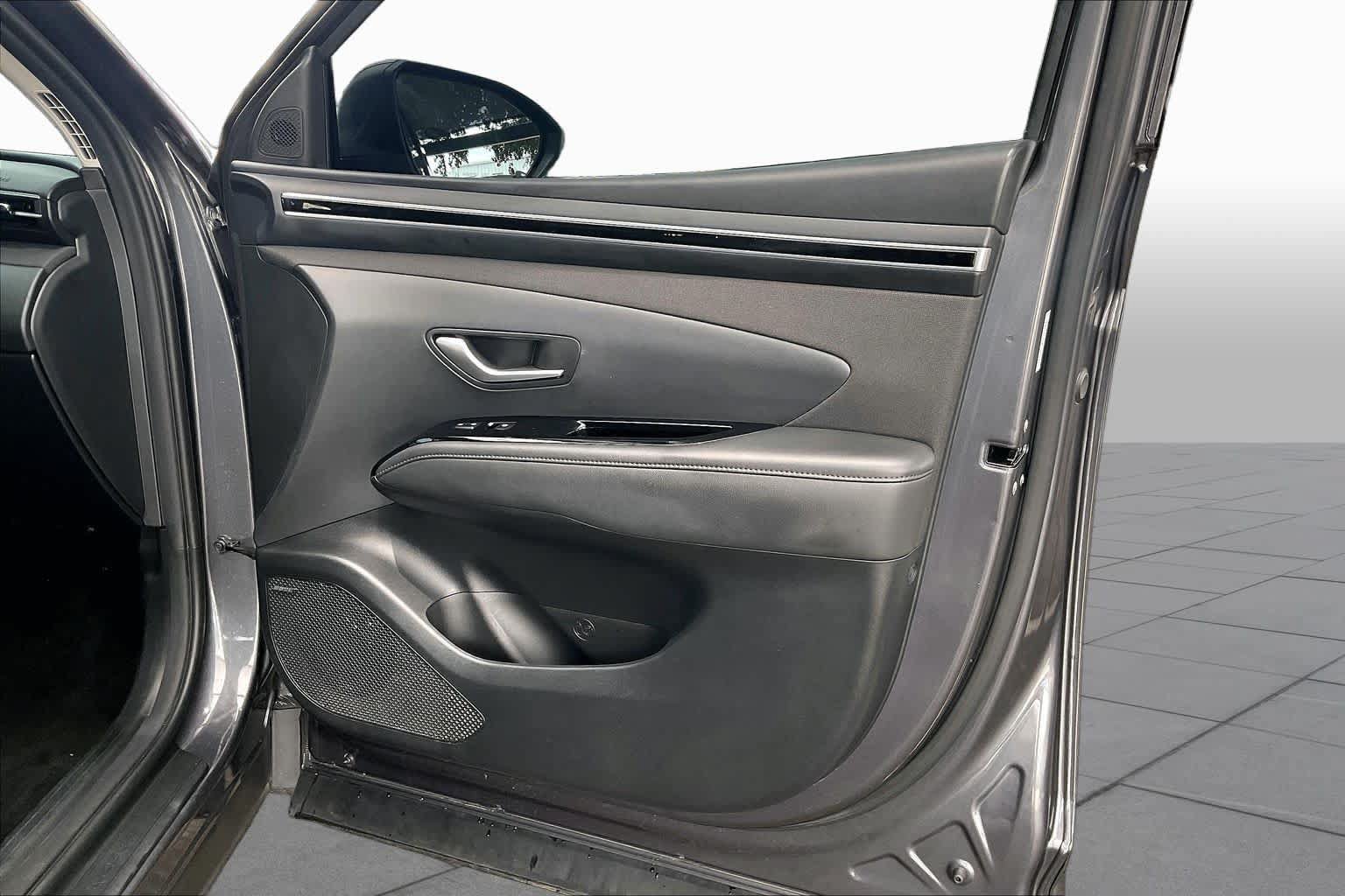 Certified 2023 Hyundai Tucson Limited AWD/4WD image 23