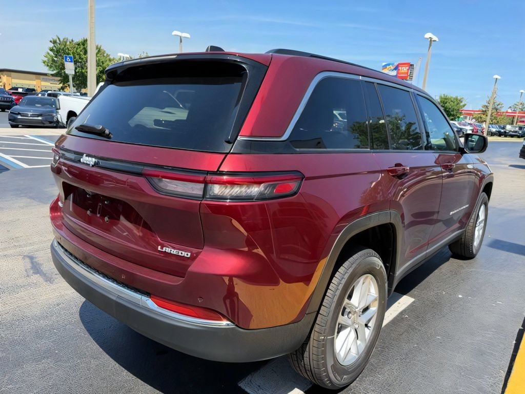 New 2026 Jeep Grand Cherokee Laredo X AWD/4WD image 11