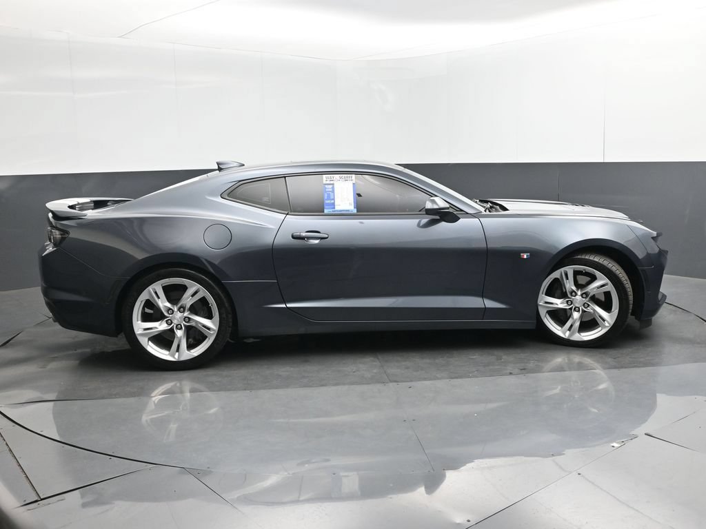 Used 2019 Chevrolet Camaro SS RWD image 31