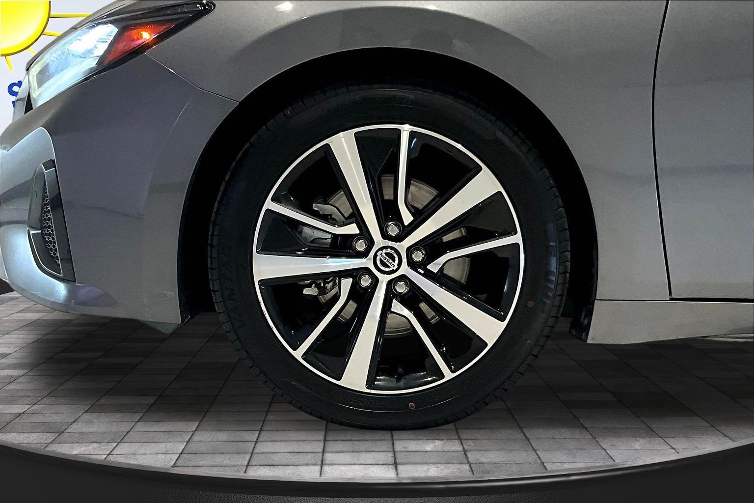Used 2022 Nissan Maxima SV w/ Floor Mat Group FWD image 34