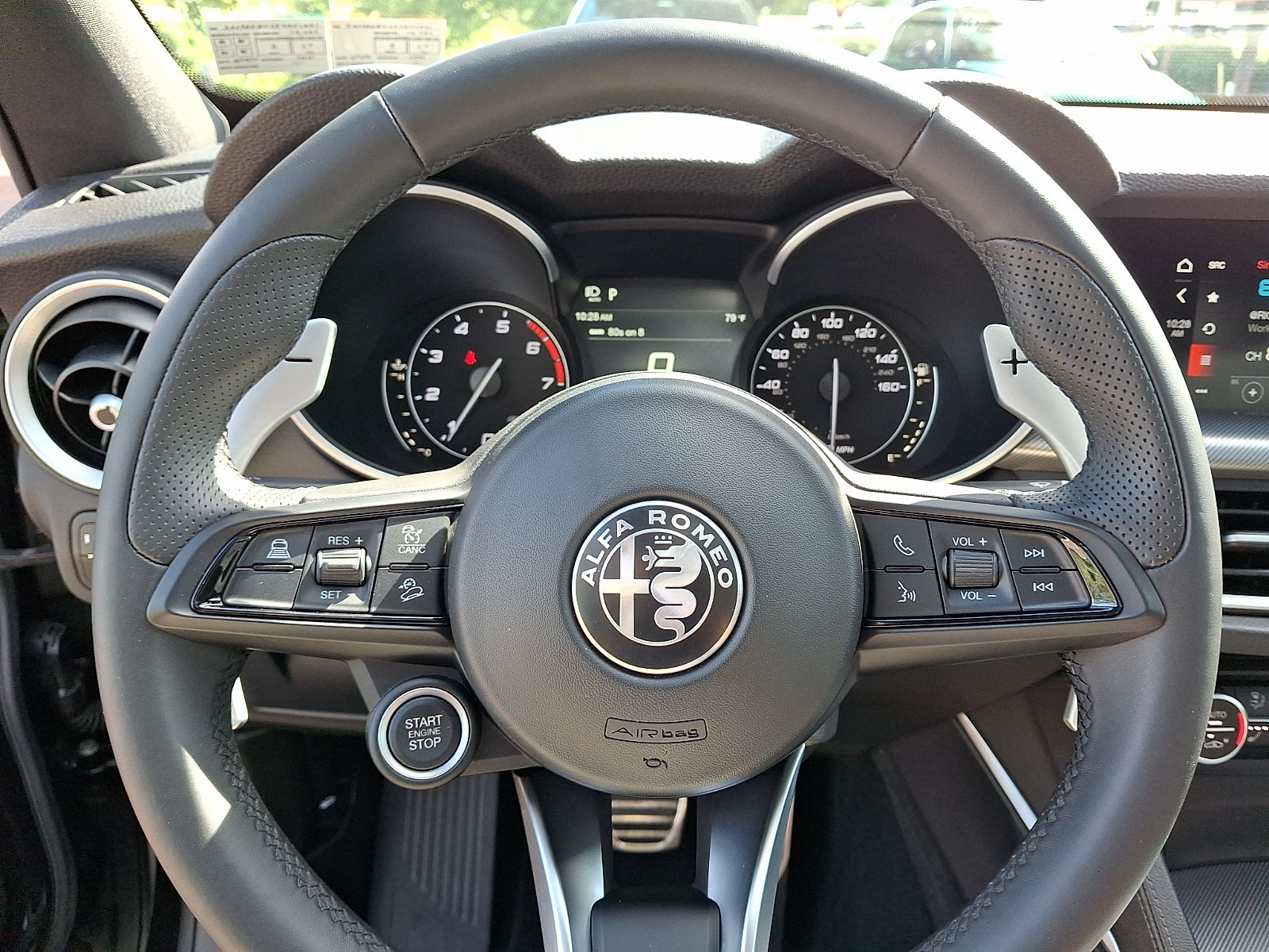 Used 2023 Alfa Romeo Stelvio Veloce AWD/4WD image 19