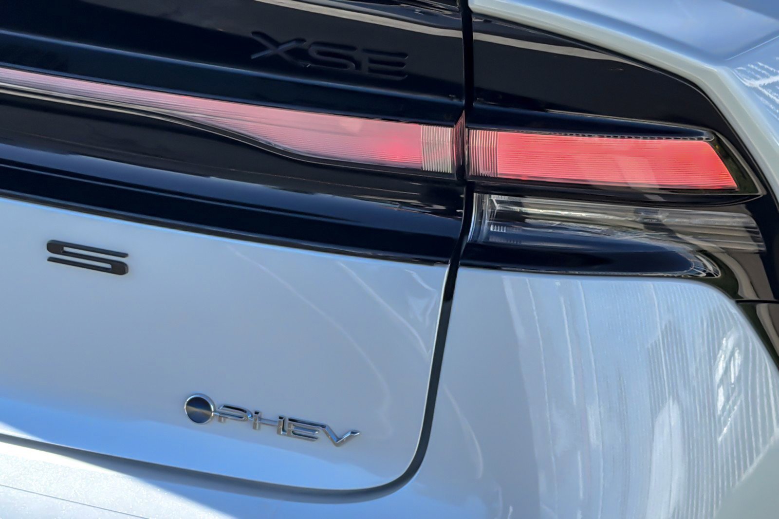 New 2026 Toyota Prius Plug-In Hybrid image 25