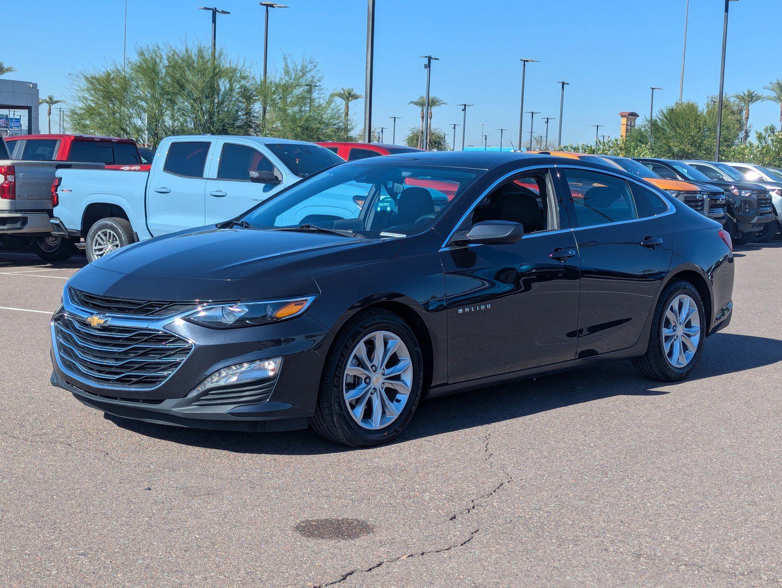 Certified 2023 Chevrolet Malibu LT image 2
