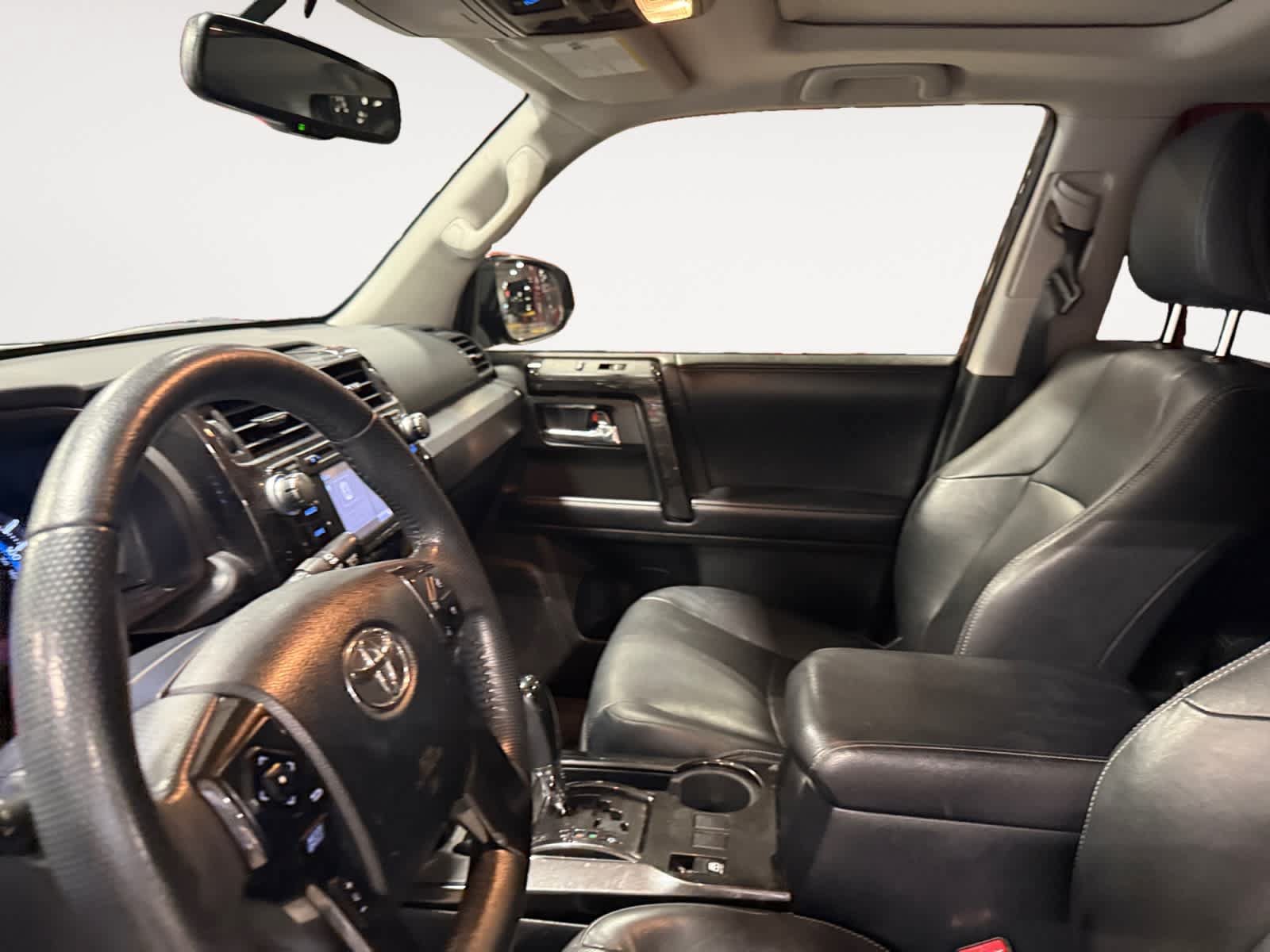 Used 2019 Toyota 4Runner Limited AWD/4WD image 10