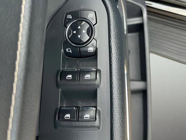 Used 2024 Ford Expedition XLT RWD image 16