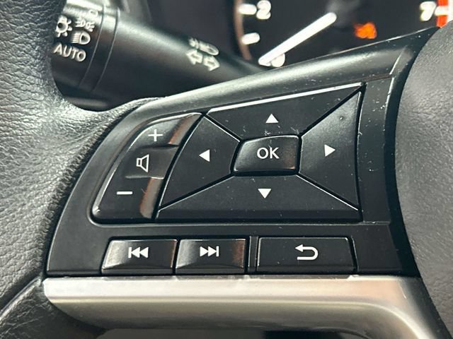 Used 2025 Nissan Altima 2.5 SV FWD image 28