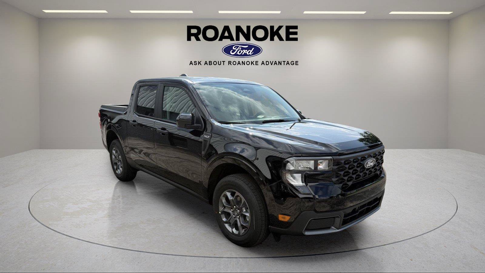 New 2026 Ford Maverick XLT w/ Equipment Group 301A AWD/4WD image 8