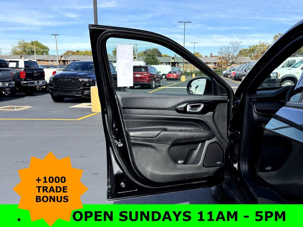 New 2026 Jeep Compass Limited w/ Sun, Sound & Navigation Group image 10