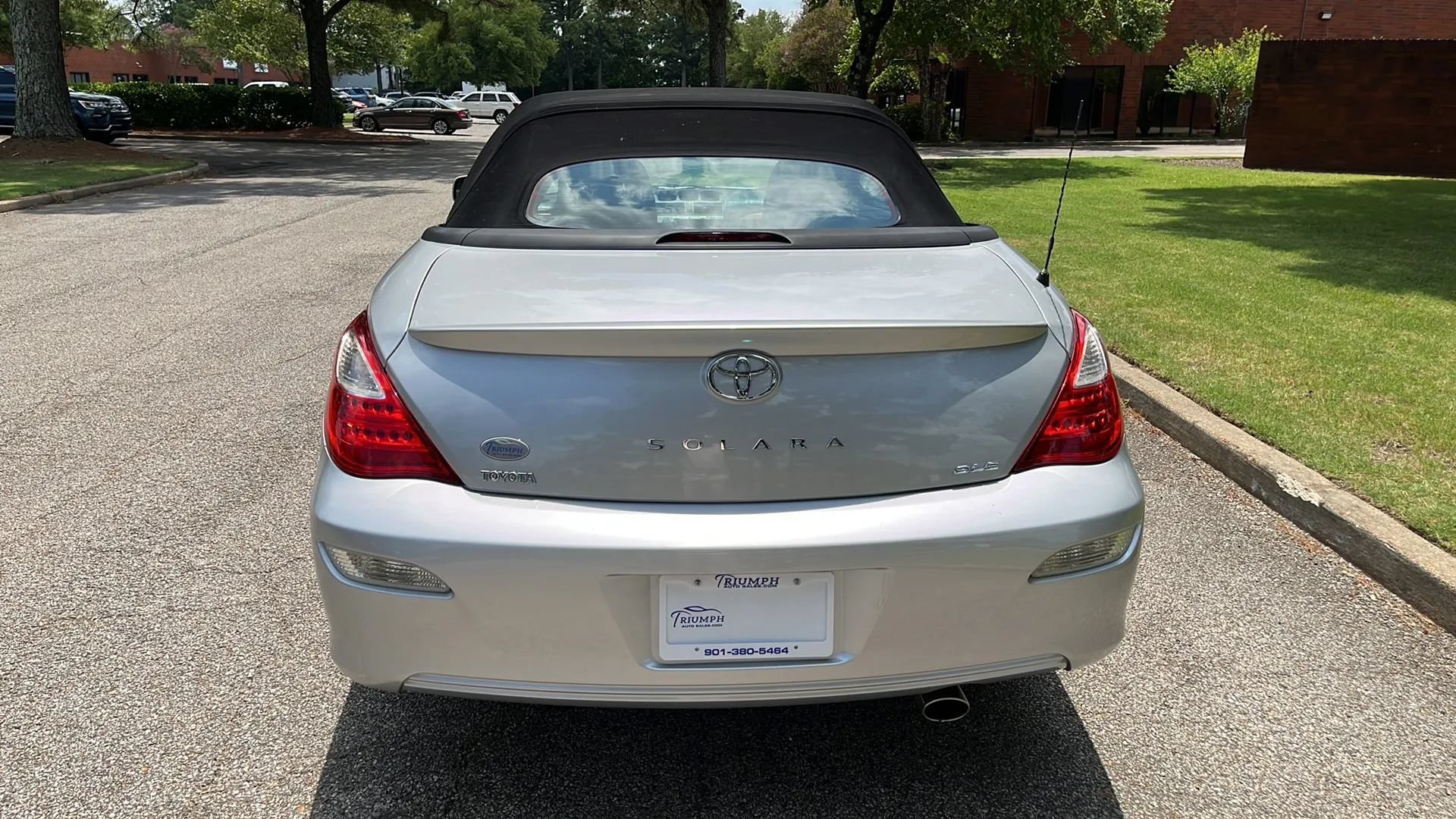 Used 2008 Toyota Solara SLE FWD image 4